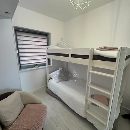 Z Widokiem Na Jezioro Lejlighed